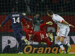 Al borde del descanso fue que Blaise Matuidi anotó el único gol de partido. AP  /