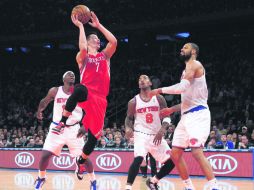 Jeremy Lin, fenómeno mediático de Nueva York la temporada pasada, volvió vistiendo el uniforme de Houston. AFP  /