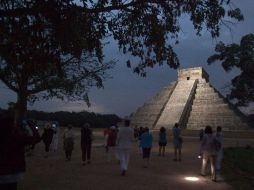 Asimismo, muestran a miles de visitantes a una de las maravillas del mundo, Chichén Itzá. REUTERS  /