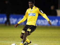 Nosa Igiebor, del Betis, uno de los jugadores elegidos en la lista preeliminar de Nigeria. ESPECIAL  /