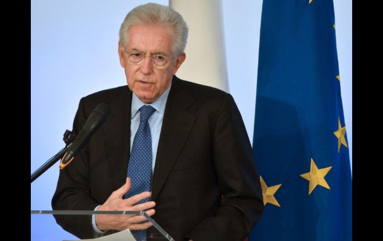 Mario Monti señaló que se debe realizar una simplificación más avanzada de las leyes laborales. ARCHIVO  /