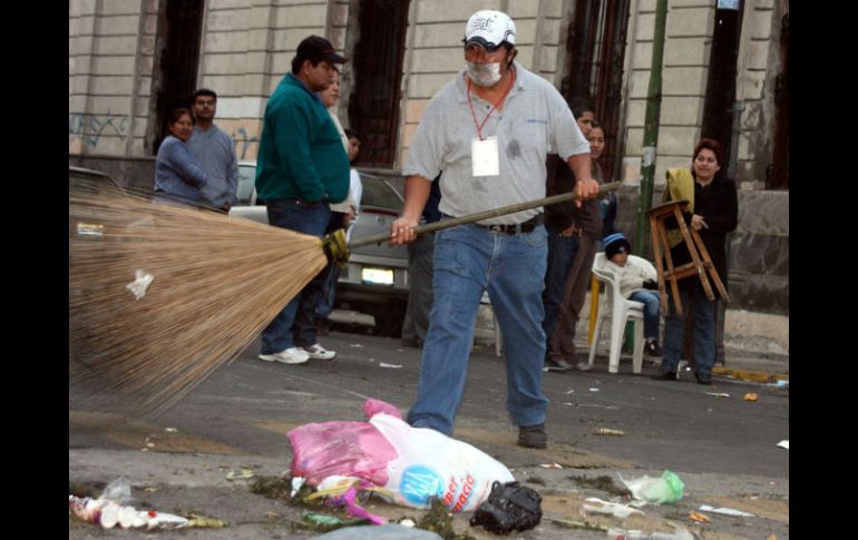 La Dirección de Aseo Público de Zapopan mantendrá guardias para recolección de basura. ARCHIVO  /