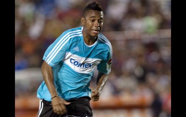 El Santos le ha ofrecido al Milán cerca de nueve millones de dólares por la ficha de Robinho. MEXSPORT  /