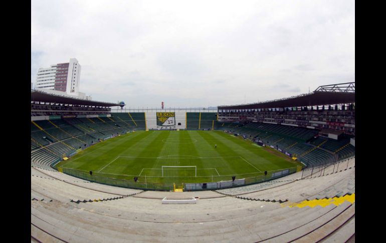 El Nou Camp de León recibirá el juego de ida de la primera fase de la Copa Libertadores el 22 de enero. MEXSPORT  /