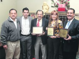 Antonio Flores Pozos, Adriana Fernández y Antonio Miramontes, distinguidos por la Asociación de Cronistas Deportivos AC.  /