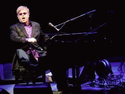 Imagen de Elton John durante su presentación en México. NOTIMEX  /