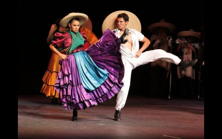 Ballet Folklórico de México ha realizado una serie de cambios para brindar un gran espectáculo, pero sin perder la tradición. ARCHIVO  /