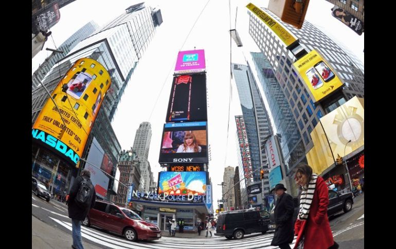 Espectáculo, mucha gente, buenos deseos y seguridad extrema para esta fiesta de Año Nuevo en Times Square. AFP  /