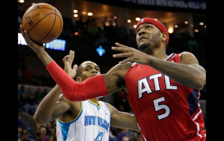 Josh Smith anotó 10 de sus 23 puntos en el tercer cuarto. AP  /