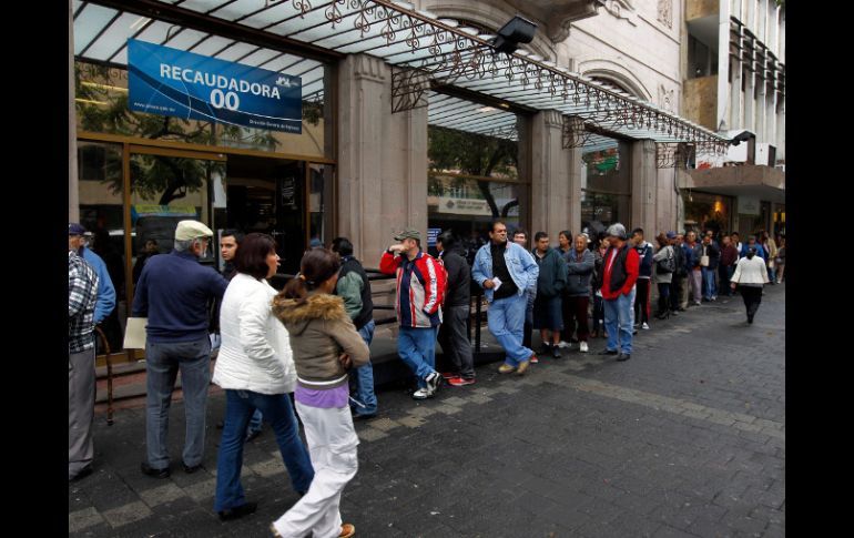 Las cinco recaudadoras del municipio ampliarán su horario de trabajo de 8:00 a 16:00 horas. EL INFORMADOR /