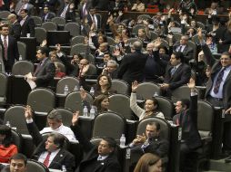 El Congreso avaló que se continúe el proceso de certificación de las policías en el ámbito federal y local. ARCHIVO  /