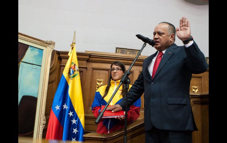 El presidente de la Asamblea Nacional de Venezuela, Diosdado Cabello, rinde protesta. EFE /