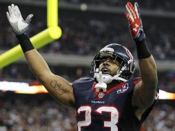 Arian Foster fue el motor de la ofensiva de los Texanos al sumar 140 yardas. REUTERS /