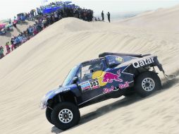 Dominio. Carlos Sainz se llevó la primera etapa con un tiempo de siete minutos y 40 segundos. EFE /