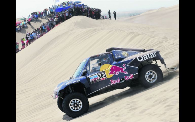 Dominio. Carlos Sainz se llevó la primera etapa con un tiempo de siete minutos y 40 segundos. EFE /