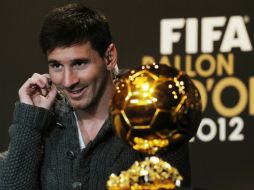 Messi durante la conferencia de prensa previo a la entrega del Balón de Oro. AP /