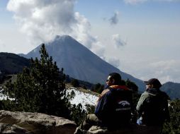 Las autoridades confirman que la actividad del volcán El Colima se mantiene en calma. ARCHIVO /