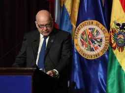 Insulza argumenta que la decisión ya fue tomada por los tres poderes de Venezuela. ARCHIVO /