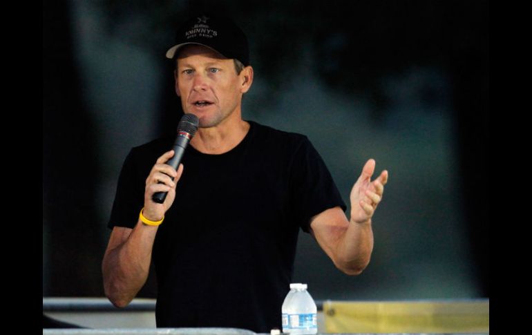 Las acusaciones de las que Lance Armstrong ha sido objeto le han acarreado diversas demandas. ARCHIVO /