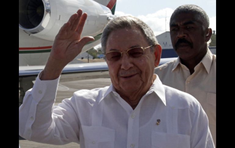 El presidente cubano Raúl Castro asegura que Venezuela puede afrontar cualquier desafío. ARCHIVO /