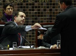 El presidente de la mesa directiva del Congreso dijo que se debe para pagar el préstamo quirografario para no tener problemas. ARCHIVO /