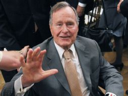 George Bush padre se ha recuperado de la bronquitis que lo aquejaba. AFP /