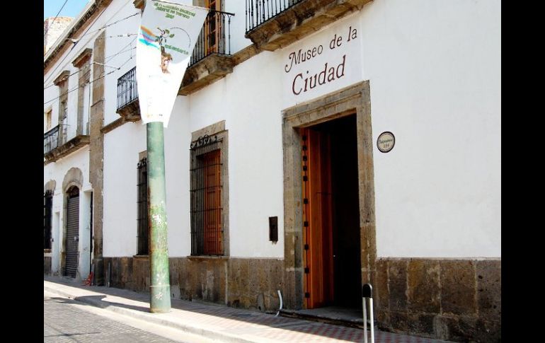 El escenario fue el Museo de la Ciudad, donde una gran cantidad de ciudadanos acudieron a mostrar sus inquietudes. ARCHIVO /