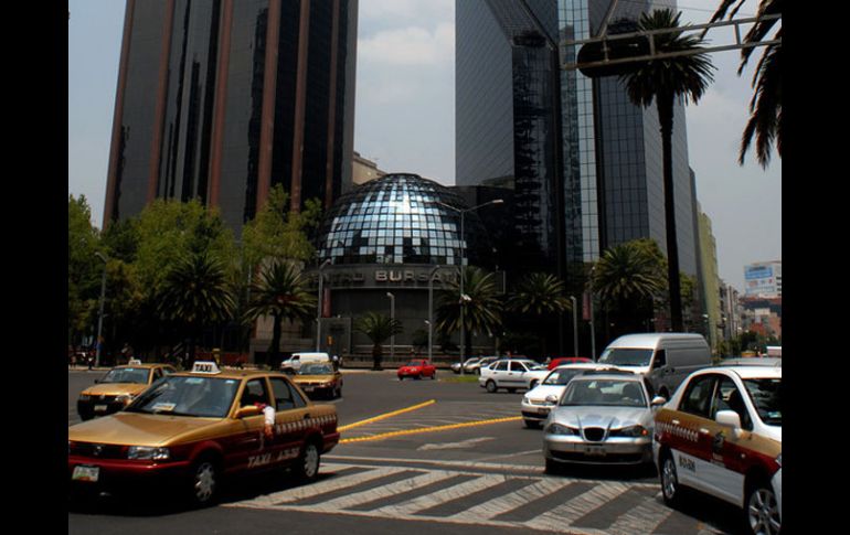 El mercado accionario mexicano abrió este día con una marginal baja de 0.03 por ciento. ARCHIVO /