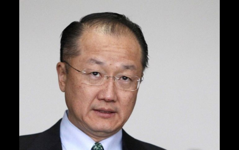 El presidente del Banco Mundial, Jim Yong Kim, considera se debe seguir ayudando a los países en desarrollo ARCHIVO /