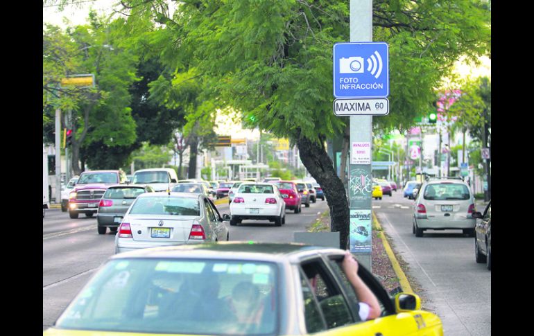 El exceso de velocidad en Periférico es la sanción que más folios ha generado con más de 473 mil. EL INFORMADOR /