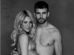 Shakira publicó una nueva foto de su embarazo vía Facebook. ESPECIAL /