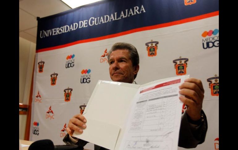 Arredondo Ramírez recibió 45 firmas de los centros universitarios y del Sistema de Enseñanza Media Superior para su registro.  /