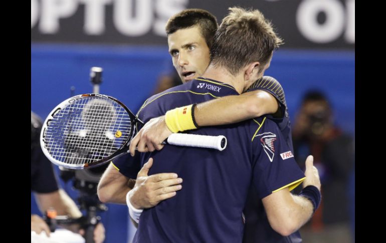 Nole confiesa que no se sintió seguro de ganar ante Wawrinka. EFE /