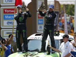 Una gran fiesta en las calles chilenas tras la premiación del Rally Dakar.  /