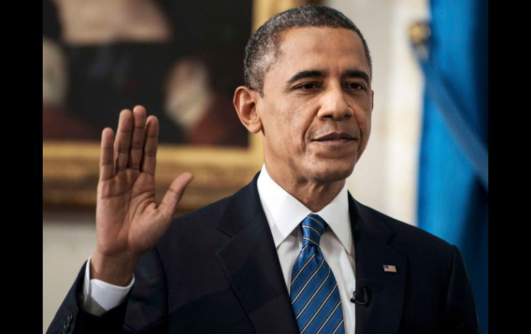 Barack Obama juró hoy oficialmente para su segundo periodo presidencial en una ceremonia privada. Mañana será la investidura pública. REUTERS /