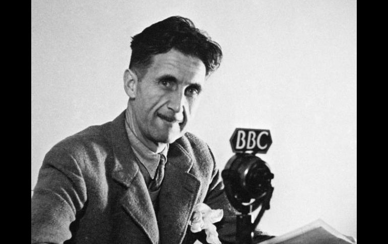 George Orwell dejó una obra vigente todavía hoy, a 63 años de su muerte. ARCHIVO /