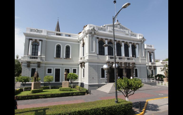 Las sesiones del Consejo General Universitario se seguirán realizando en el recinto aseguro el rector de la UdeG, Marco Antonio Cortés. ARCHIVO /