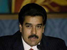 Maduro fue recibido por funcionarios venezolanos que se encuentran en la isla. ARCHIVO /