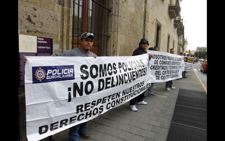 ''Hay muchos policías que todavía no han terminado sus exámenes y ya han sido corridos'' asegura, José Luis Guízar EL INFORMADOR /