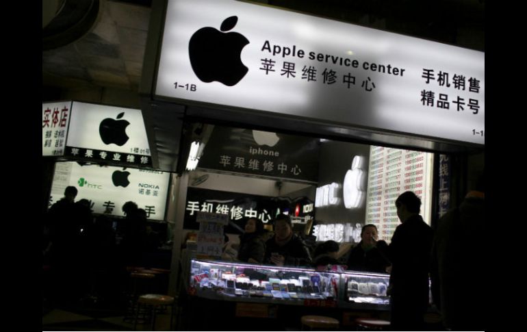 Otro problema: el deslucido debut en China del iPhone 5. REUTERS /