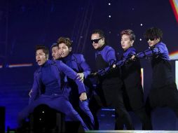 Superjunior y Big Bang son grupos juveniles masculinos de K-pop que comienzan a sonar en el mundo. EFE /