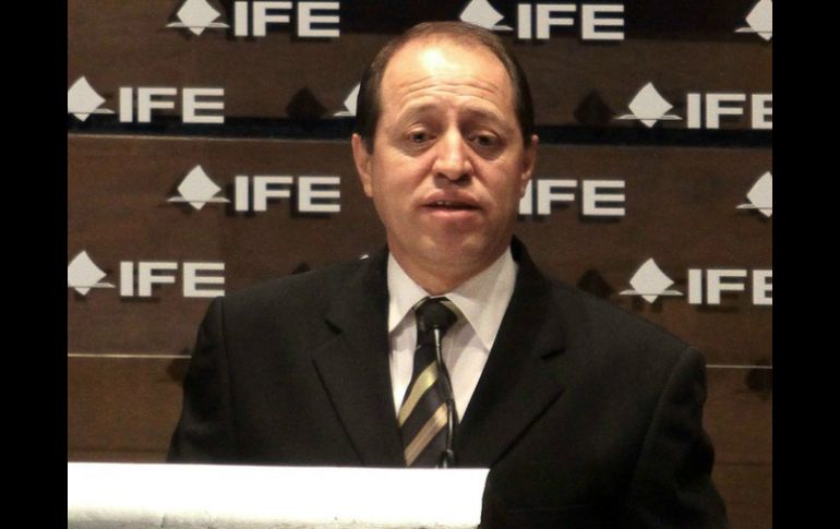 El consejero electoral del IFE, Marco Antonio Baños, reveló que aún dos partidos más enmviarán sus solicitudes. ARCHIVO /