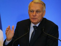 El primer ministro francés, Jean Marc Ayrault, aseguró que México quiere crear una gendarmería sobre el modelo francés. ARCHIVO /