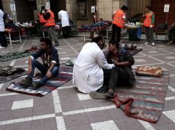 La mayoría de los heridos presentan síntomas de asfixia por inhalación de gases lacrimógenos. EFE /