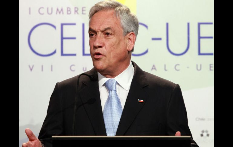 Sebastián Piñera en la rueda de prensa luego de la clasura de la Celac-Unión Europea. EFE /