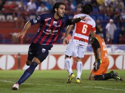 Joaquín Larrivey puso en ventaja al Atlante muy temprano en el partido con dos anotaciones. MEXSPORT /