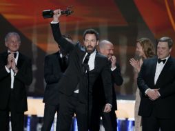 Ben Affleck y el equipo de ''Argo'' reciben el SAG a mejor elenco. REUTERS /