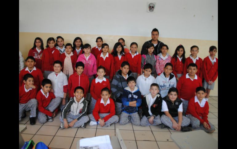 Los alumnos de 5°A de la escuela Abel Salgado Velasco ilustraron como convivimos con los tres estados de la materia.  /