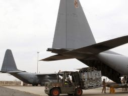 Aviones C-17 han realizado 17 misiones para trasladar personal francés y más de 390 toneladas de equipamiento. EFE /