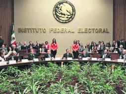 Los consejeros del IFE decidieron, mediante votación, posponer para el seis de febrero la discusión sobre la multa. NTX /